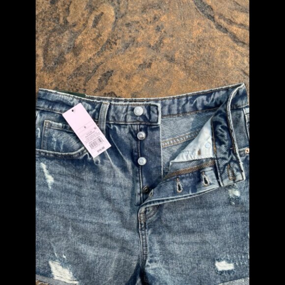 High Rise Cut Off Shorts - Picture 3 of 4